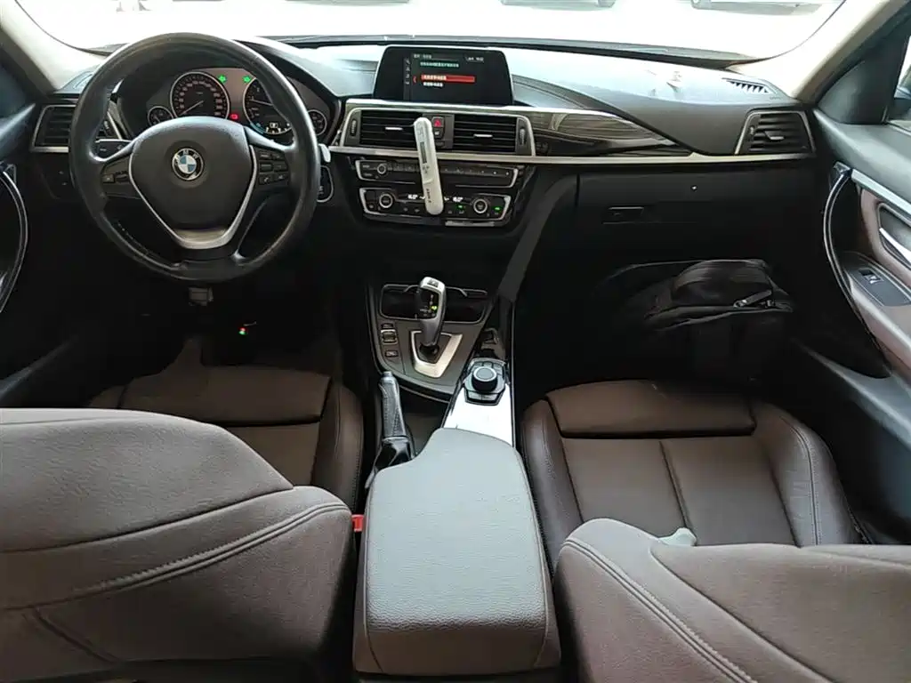 BMW 3 Series 2018 320Li Fashion Style фото 10