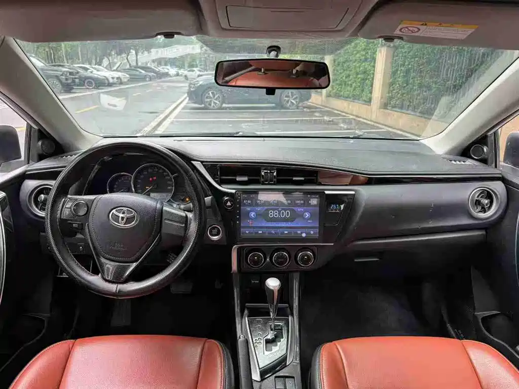 Toyota Corolla 2018 1.2T S-CVT GL Smart Edition фото 7