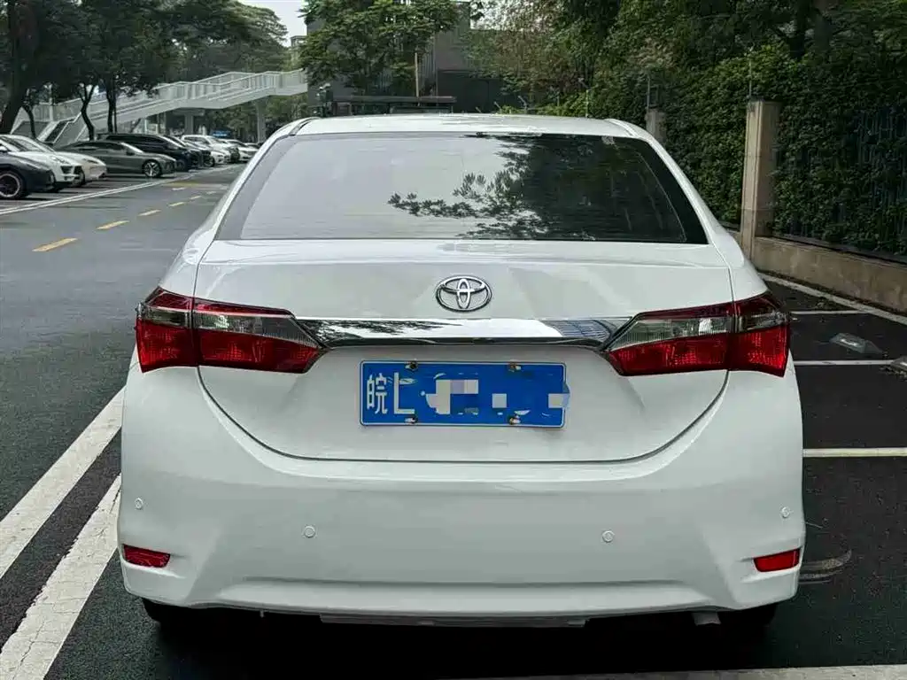 Toyota Corolla 2018 1.2T S-CVT GL Smart Edition фото 5