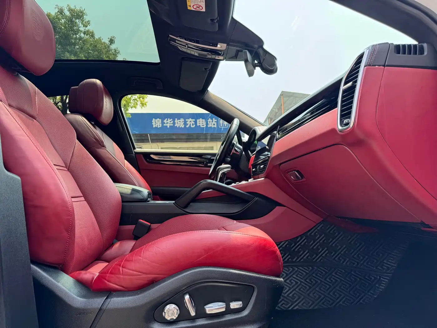 Porsche Cayenne 2019 Cayenne Coupé 3.0T фото 11