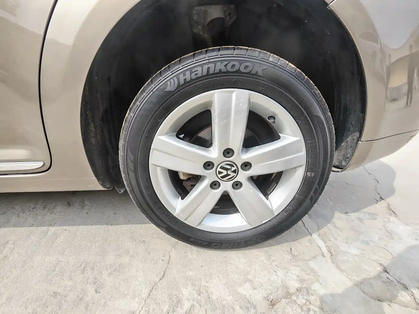 Volkswagen Touran 2015 1.4T DSG Comfort Edition 5-seater фото 15