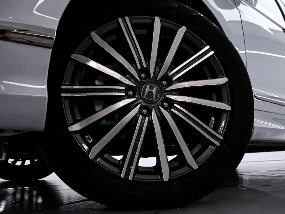 Honda Elysion 2025 2024 2.0L e:HEV Luxury Edition