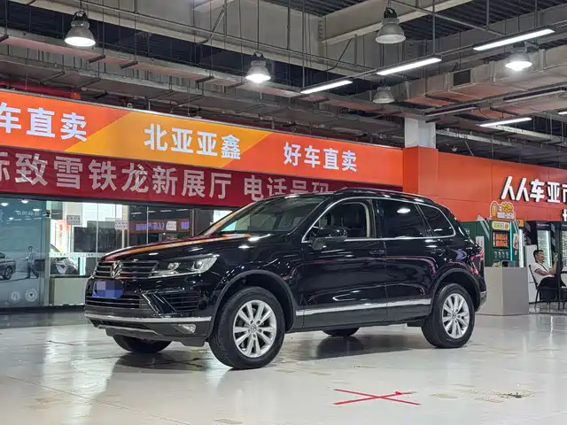  Volkswagen Touareg 2017 3.0TSI Explorer Edition