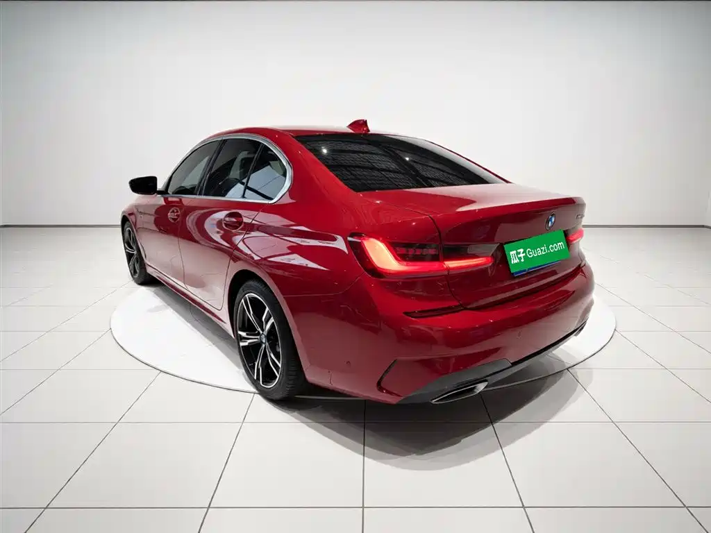 BMW 3-SERIES