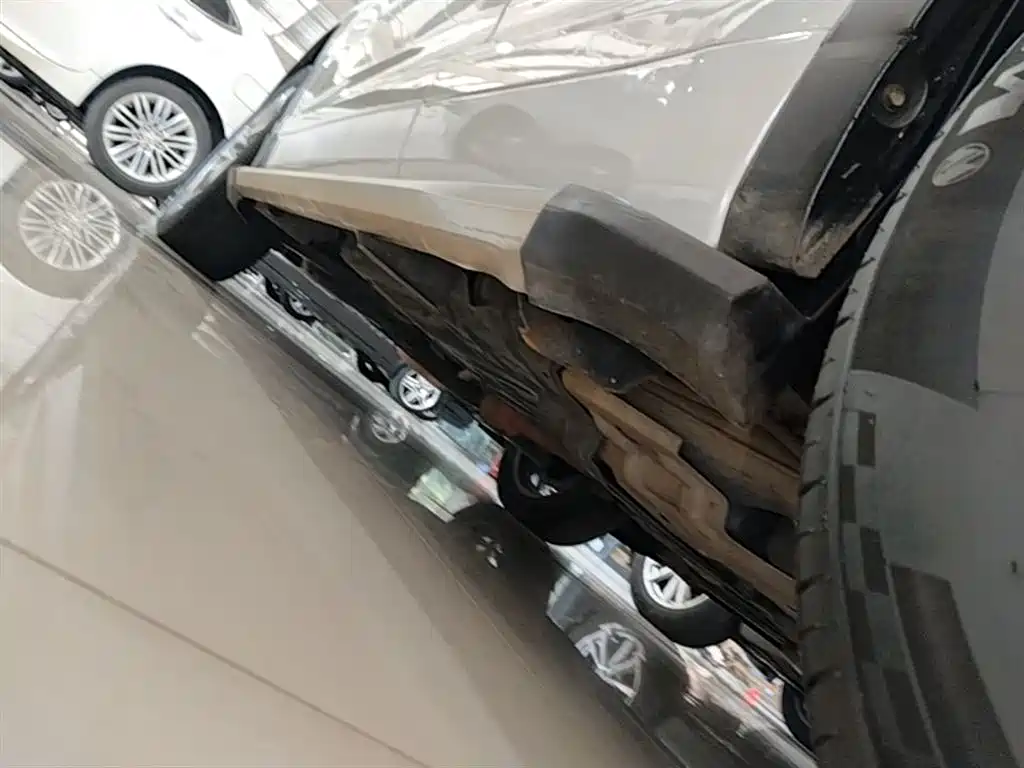 Toyota Highlander 2017 2.0T 2WD Premium 7-Seater фото 21