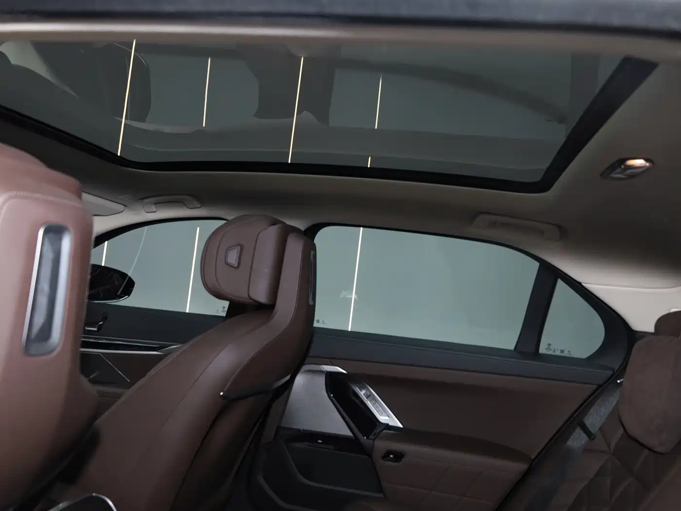 BMW i7, миниатюра 25