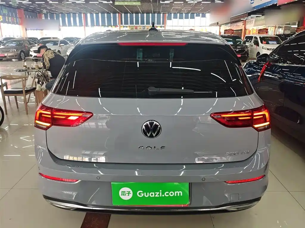 Volkswagen Golf 2023 Facelift 280TSI DSG Pro фото 4