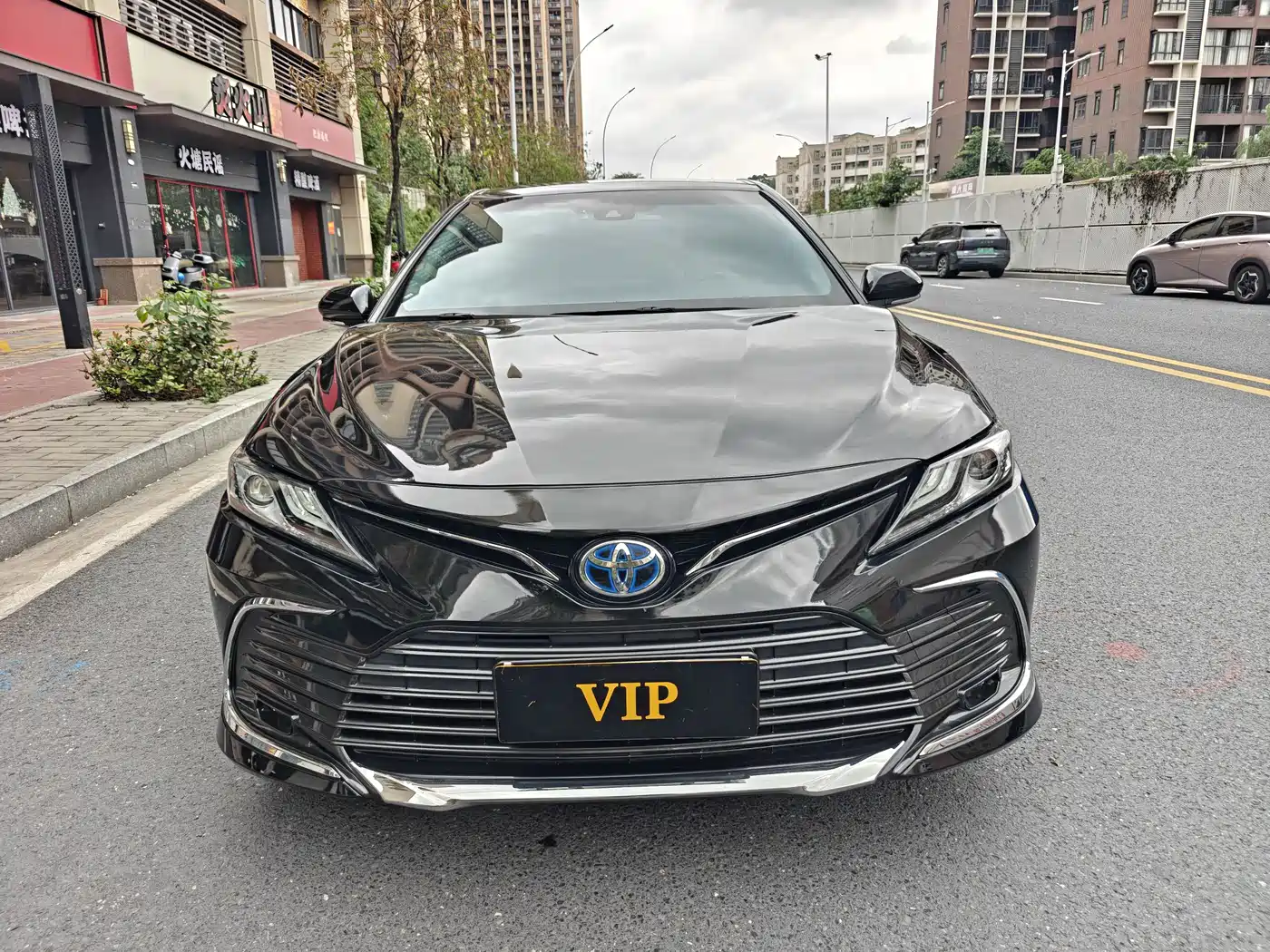 Toyota Camry 2023 Hybrid 2.5HS Fashion Edition фото 2