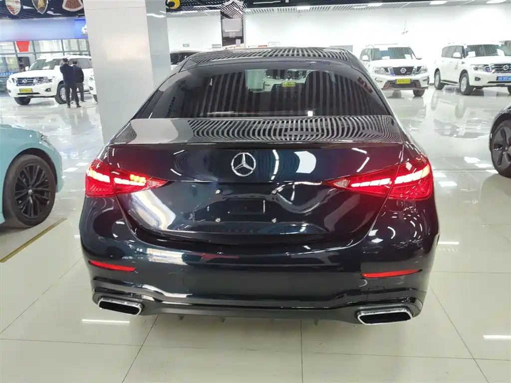Mercedes-Benz C-Class 2024 Second Facelift C 260 L Night Edition Sport фото 6