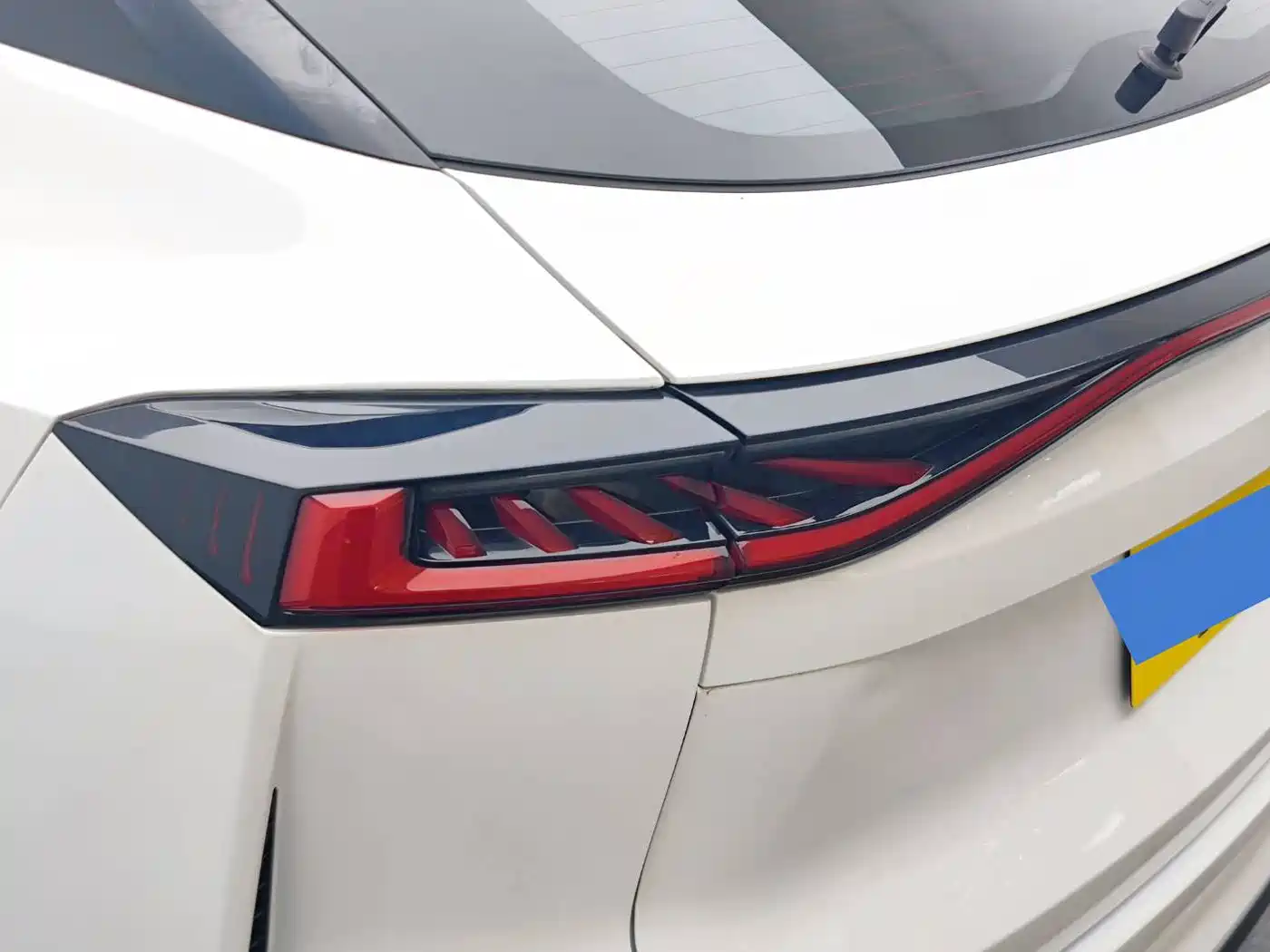 Changan UNI-Z New Energy 2024 2024 Blue Whale Smart Electric iDD 125km Excellence Model