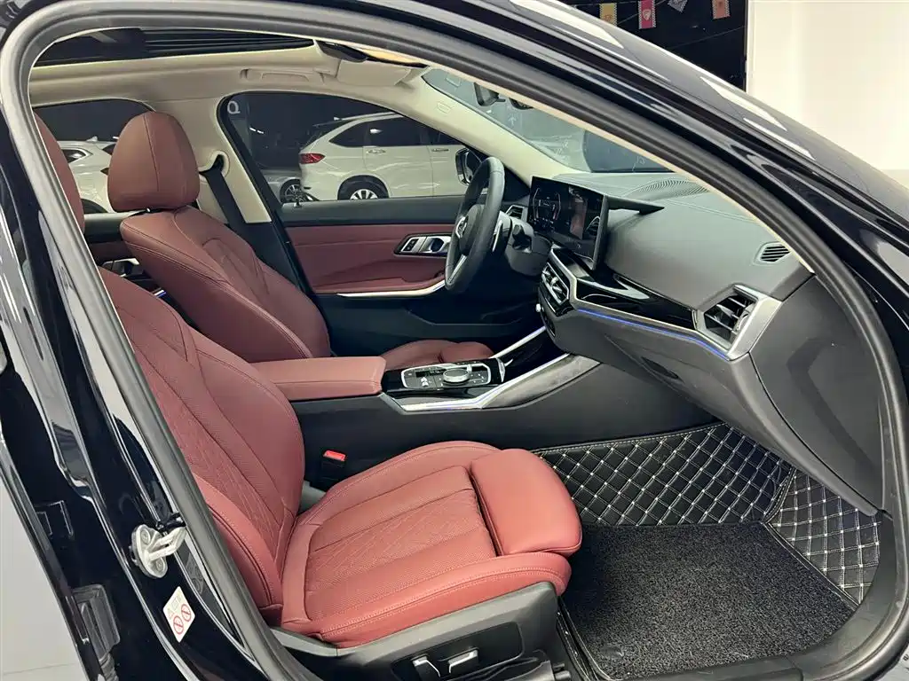 BMW 3 Series 2023 320Li M Sport Package фото 23