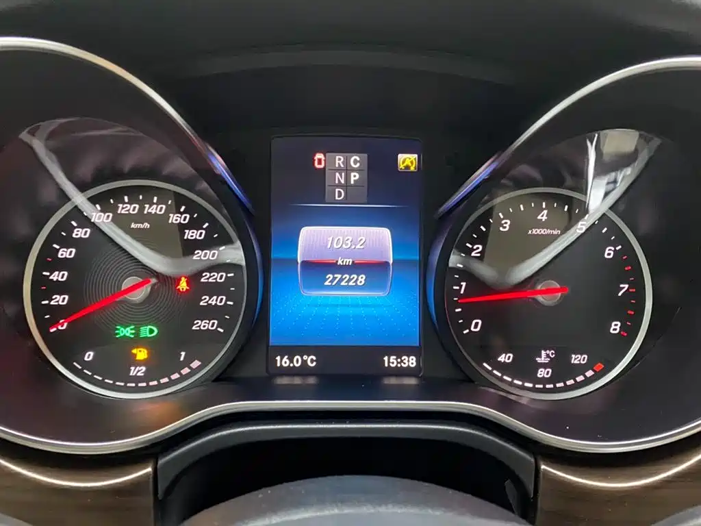 Mercedes-Benz V-Class 2022 V 260 Pilot Edition фото 15