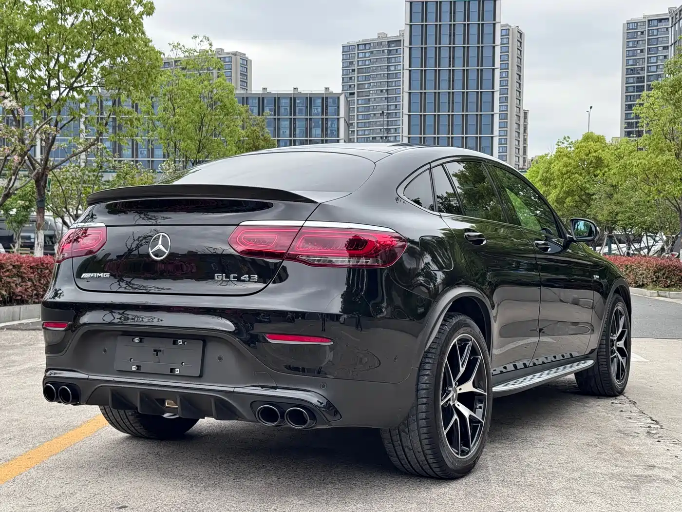 MERCEDES-BENZ GLC COUPE AMG