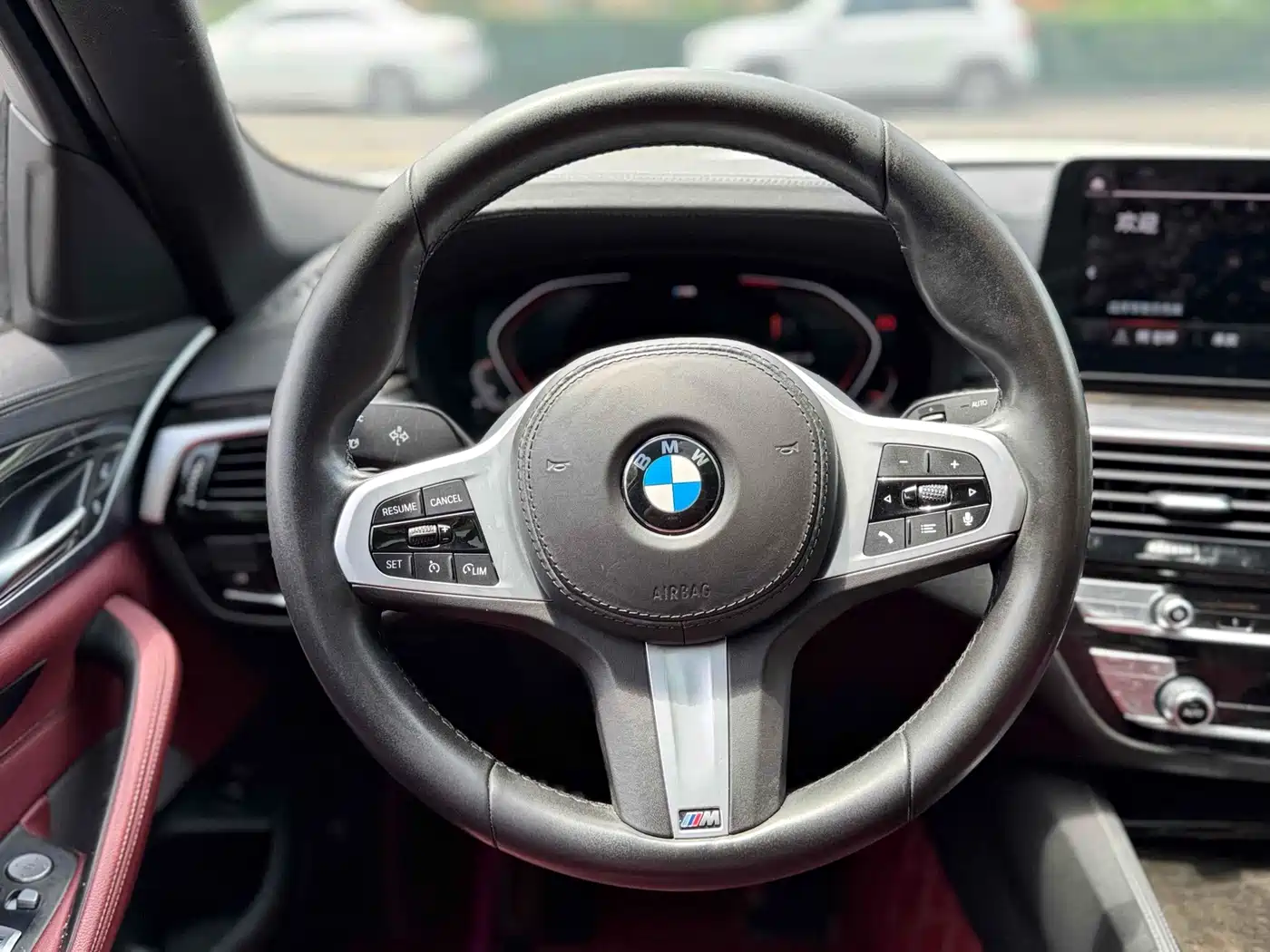 Фото 10 - BMW 5 Series