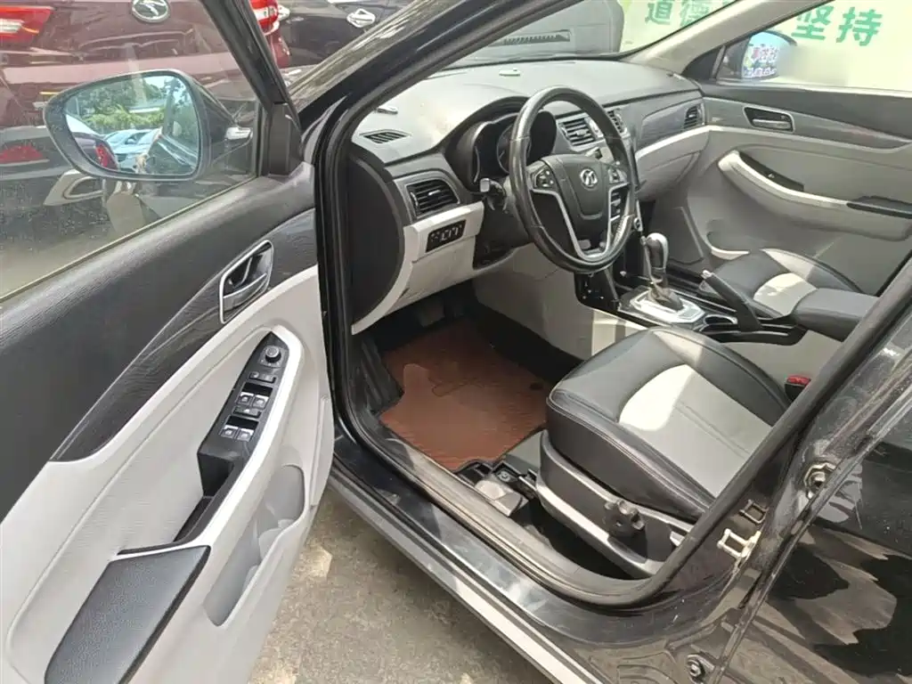 BAIC Senova X55 2016 2016 1.5T CVT Elite Edition
