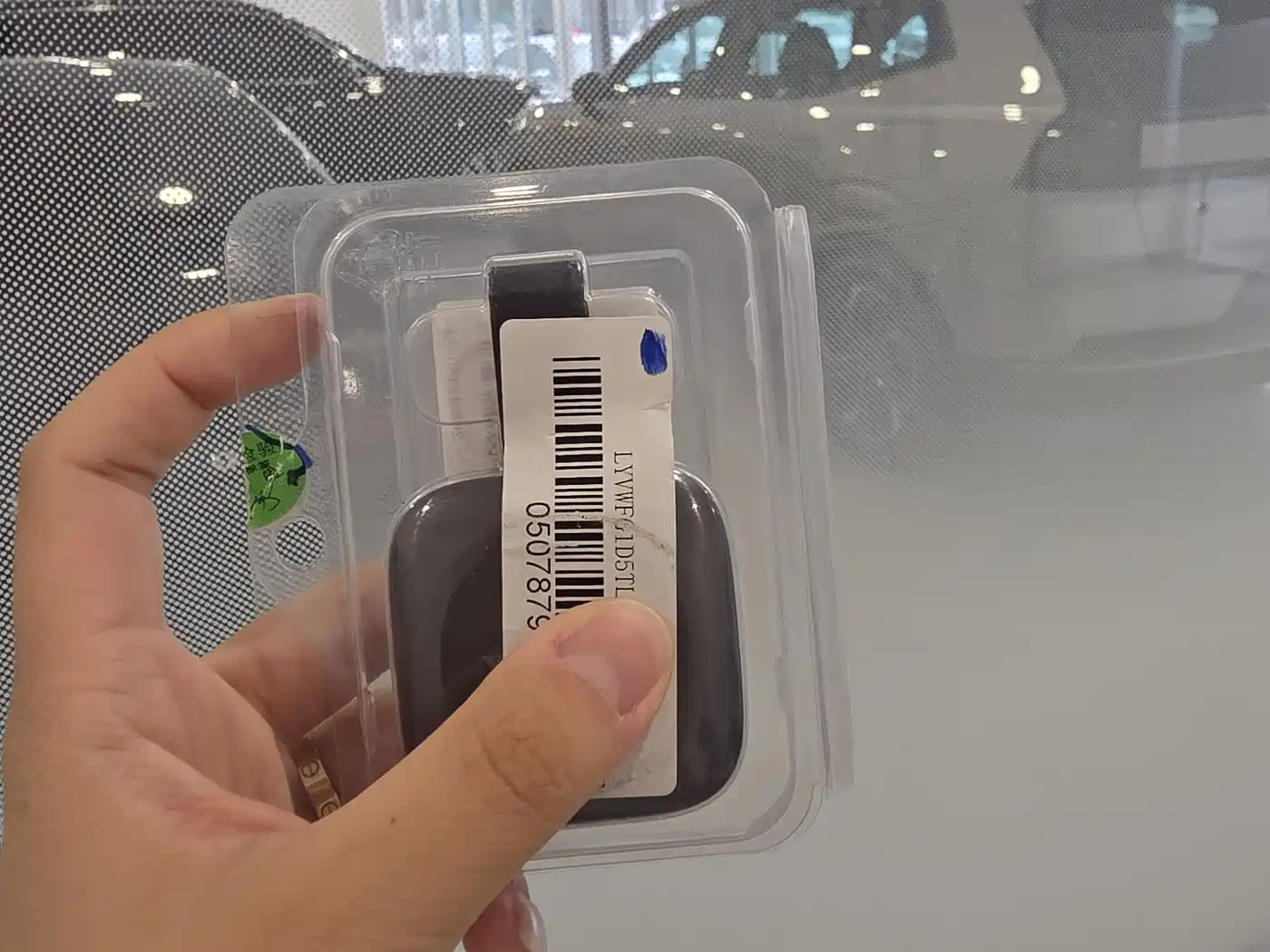 VOLVO XC70 PLUG-IN HYBRID