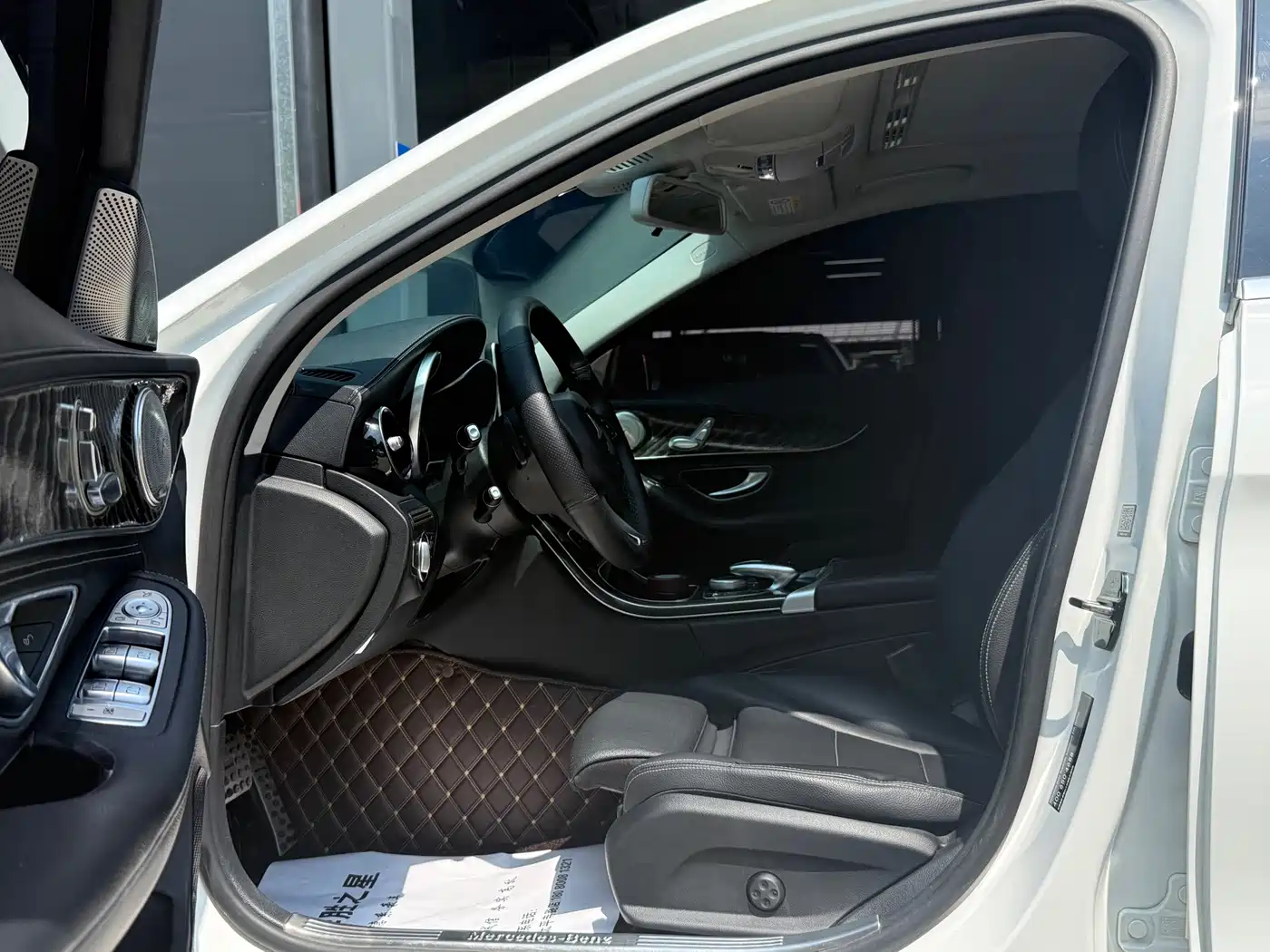 Фото 7 - Mercedes-Benz C-Class