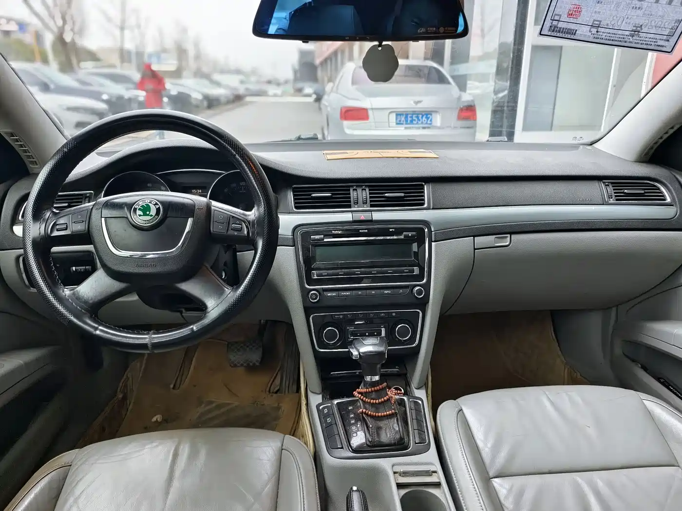 Škoda Superb 2012 1.8TSI Automatic Elegance Edition фото 12