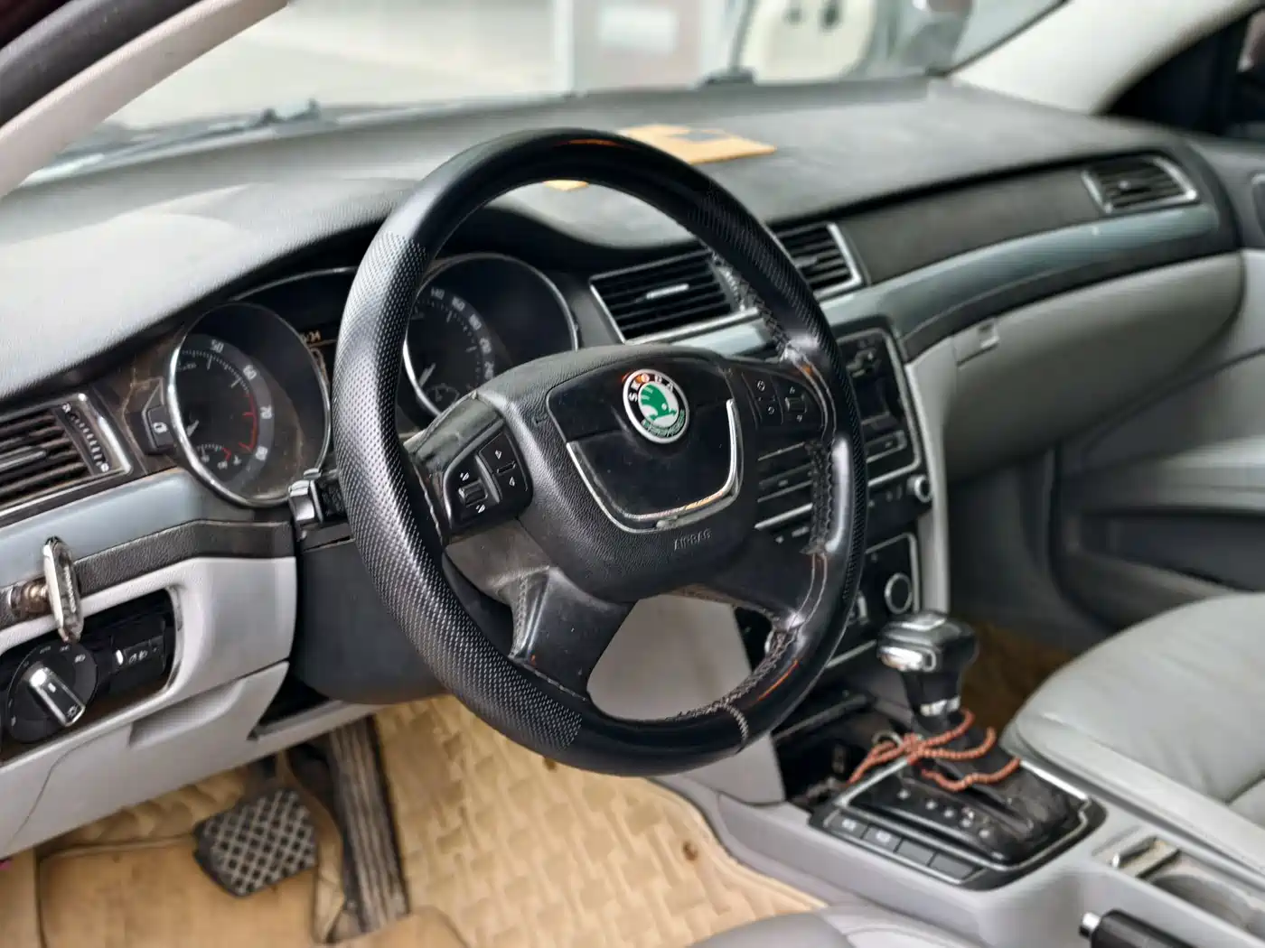 Škoda Superb 2012 1.8TSI Automatic Elegance Edition фото 15