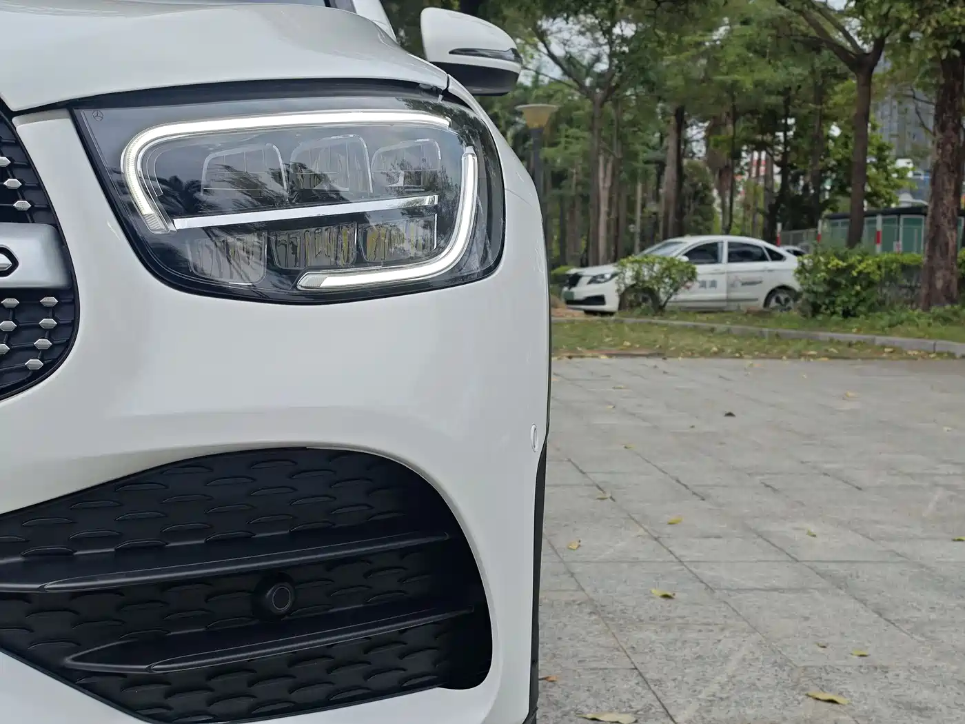 Mercedes-Benz GLC 2022 Facelift GLC 300 L 4MATIC Dynamic Collector's Edition фото 8