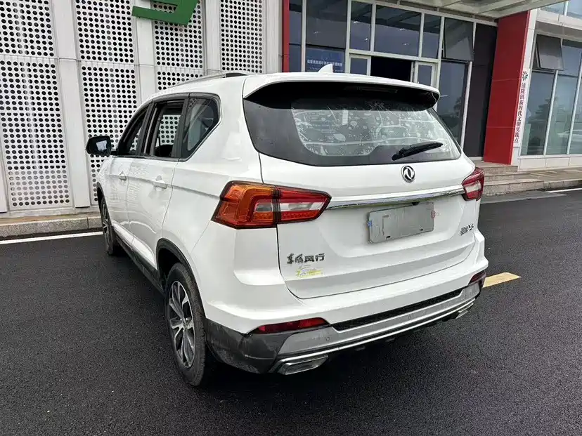Dongfeng Fengxing Jingyi X5 2017 2017 1.6L CVT Luxury