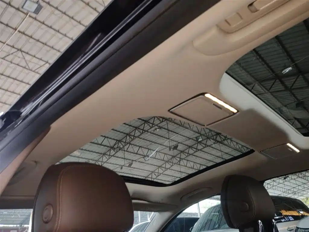 Mercedes-Benz E-Class 2021 Facelift E 300 L Luxury фото 18