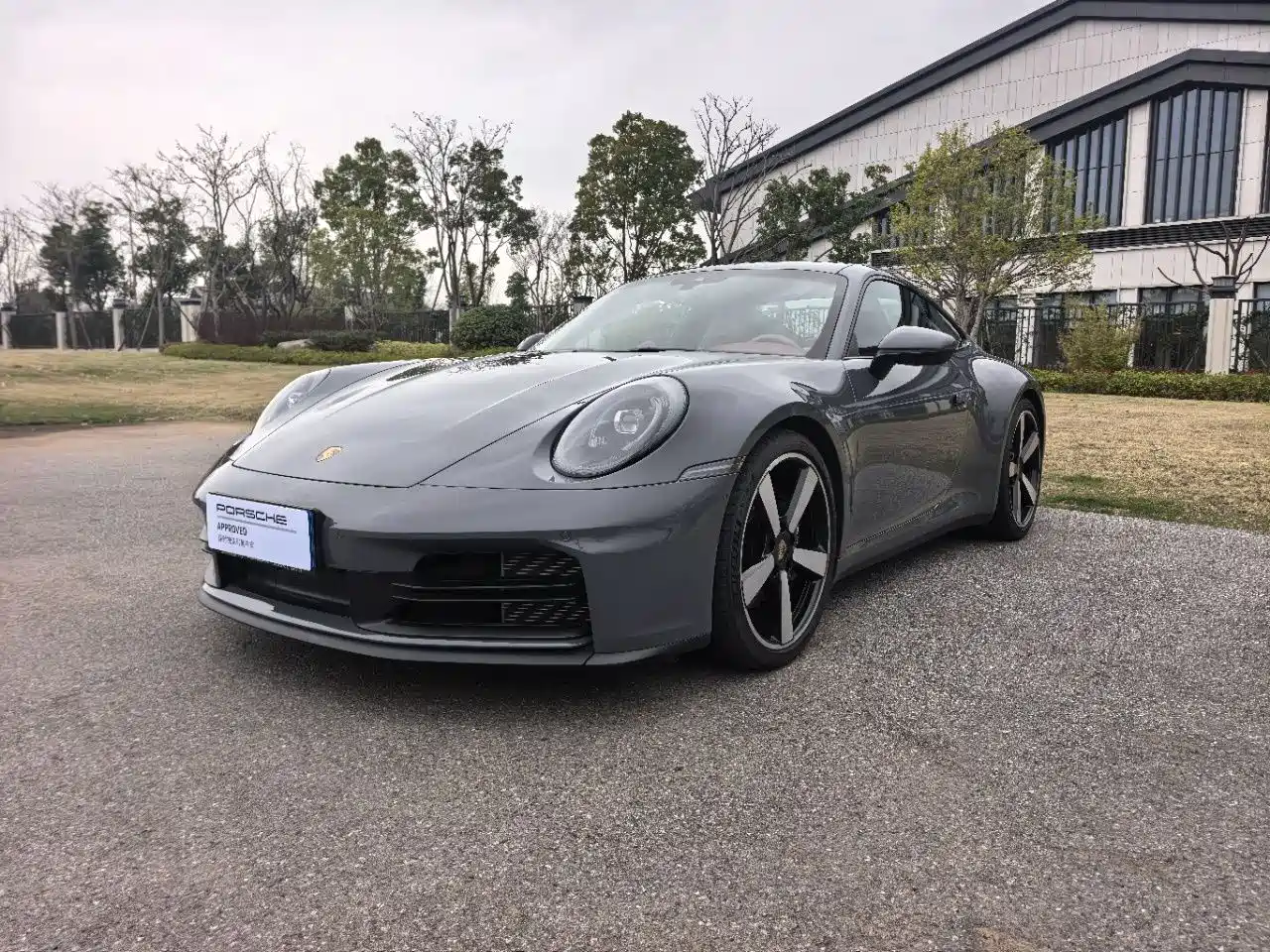 Porsche 911 2025 Carrera 3.0T фото 17