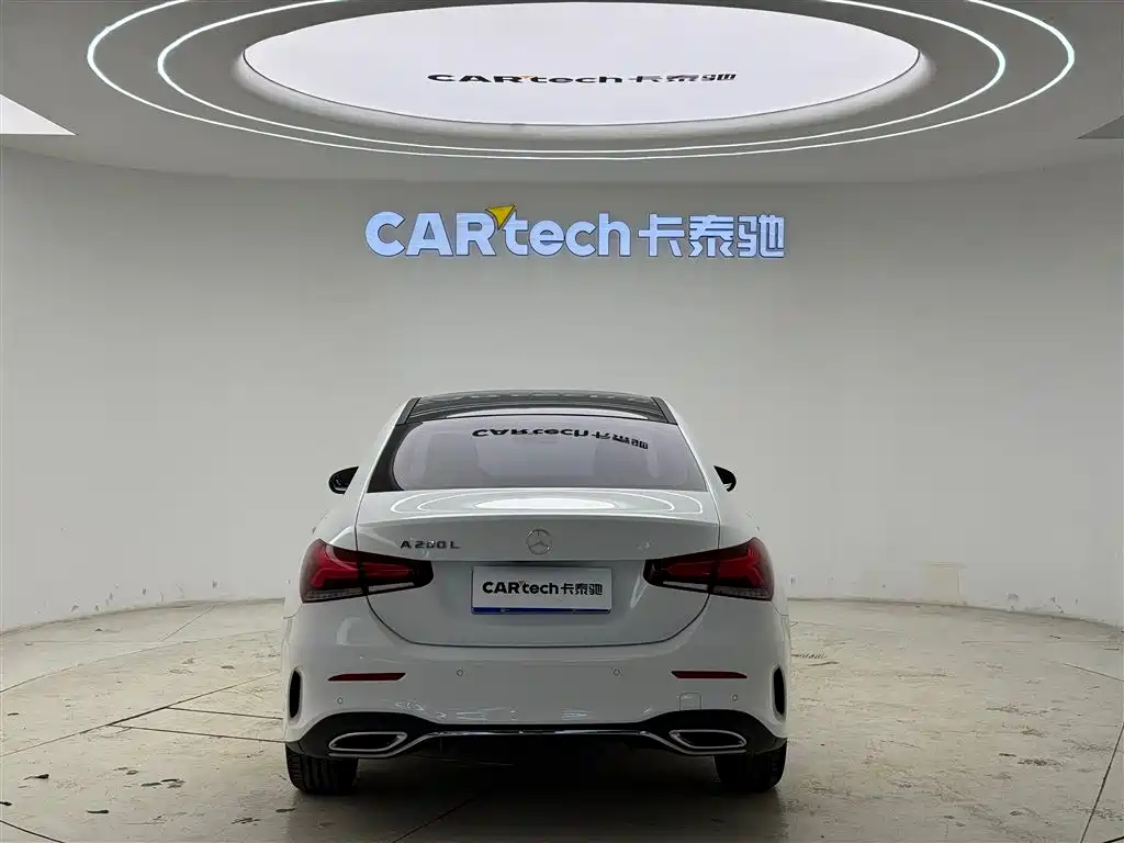 Mercedes-Benz A-Class 2022 A 200 L Sport Sedan Dynamic фото 4