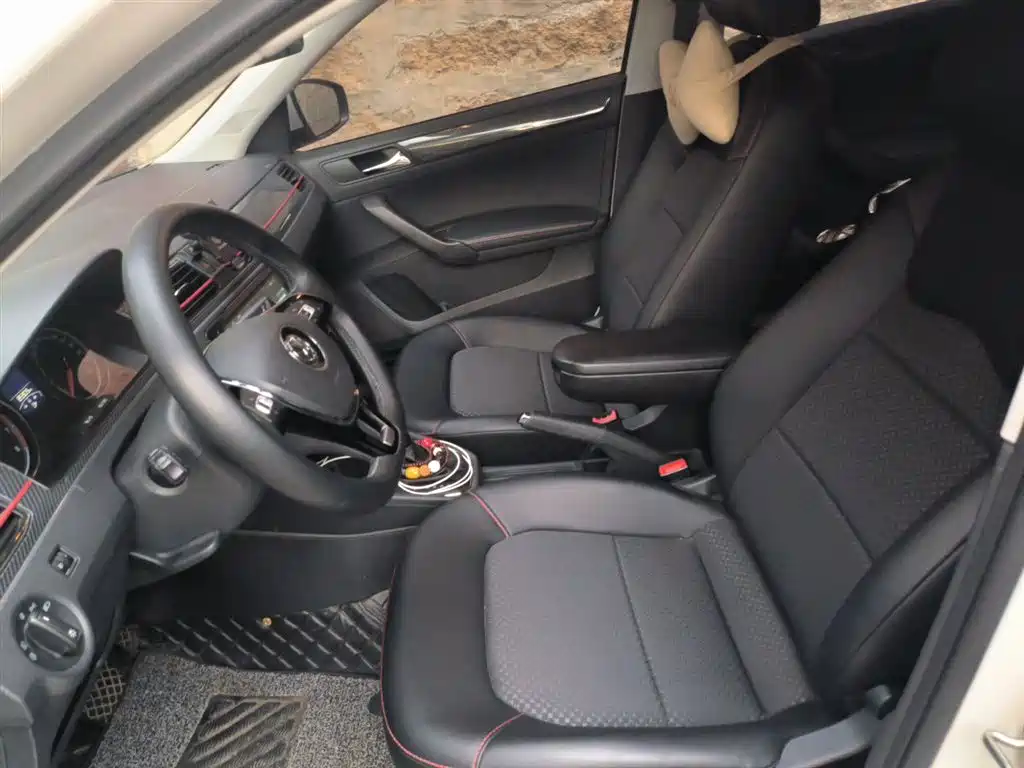 Volkswagen Santana 2017 Gran Santana 1.6L Auto Comfort фото 8