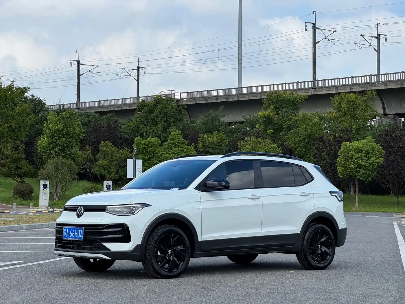 2026 Volkswagen Tharu