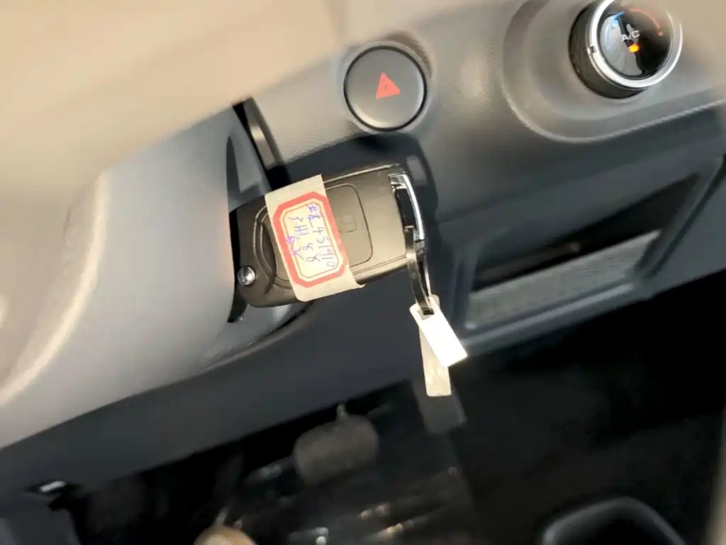 Wuling Motors Wuling Zhiguang NEV 2026 2025 Model 305km Base Version