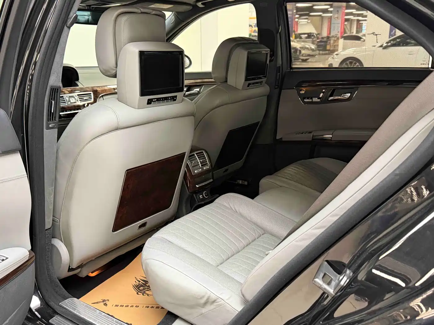 Mercedes-Benz S-Class 2008 Model S 600 L фото 11