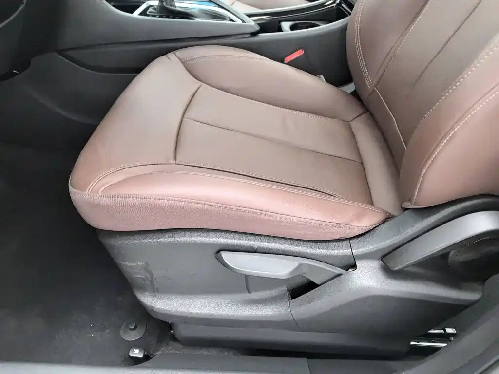 Buick GL6 2018 2018 18T 6-Seater Luxury