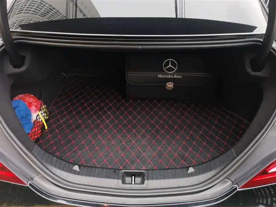 Mercedes-Benz CLA (Import) 2017 Facelift CLA 220 4MATIC фото 4