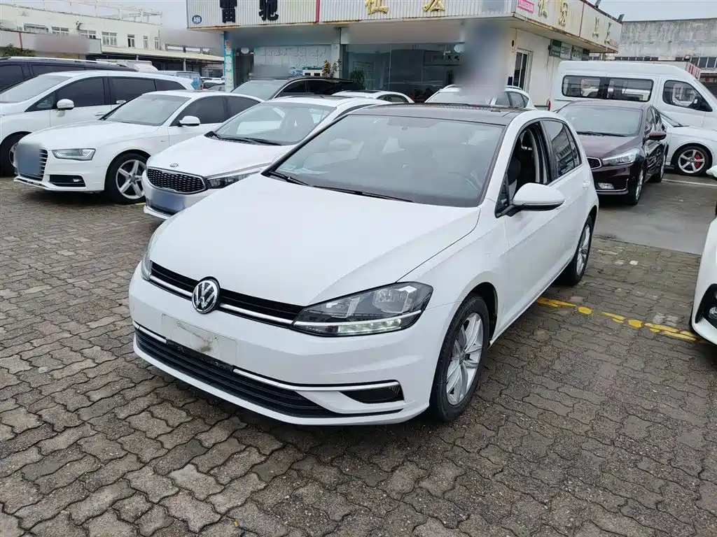 Volkswagen Golf 2018 1.6L Automatic Comfort