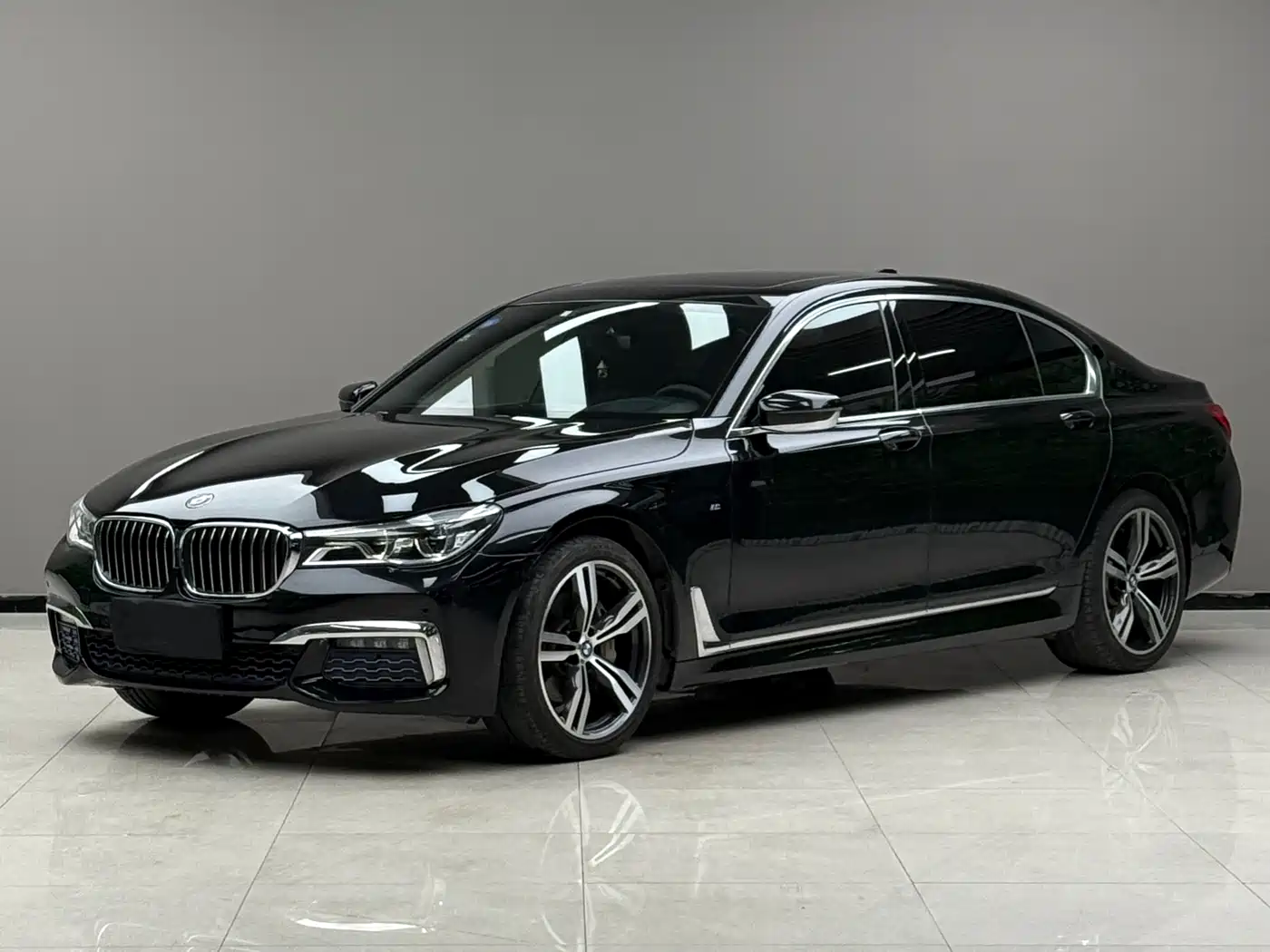 BMW 7 Series 2018 740Li Leading Type M Sport Package