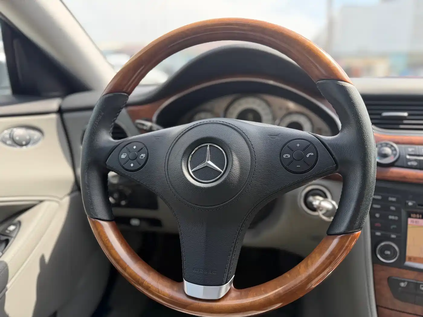 Mercedes-Benz CLS 2010 2009 CLS 300