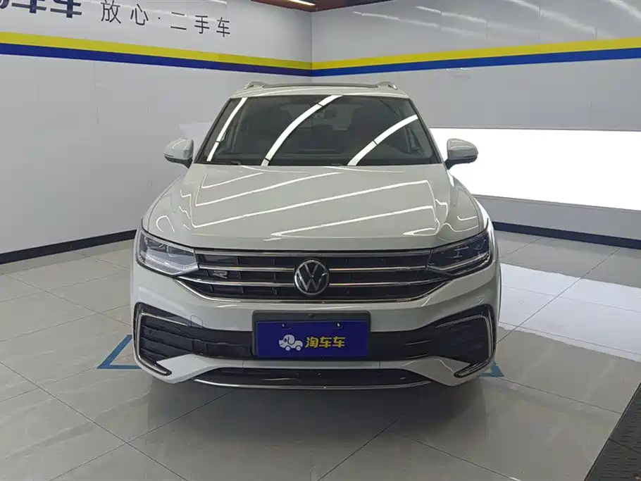 Volkswagen Tiguan L 2023 Facelift 330TSI Auto FWD R-Line Premium фото 2