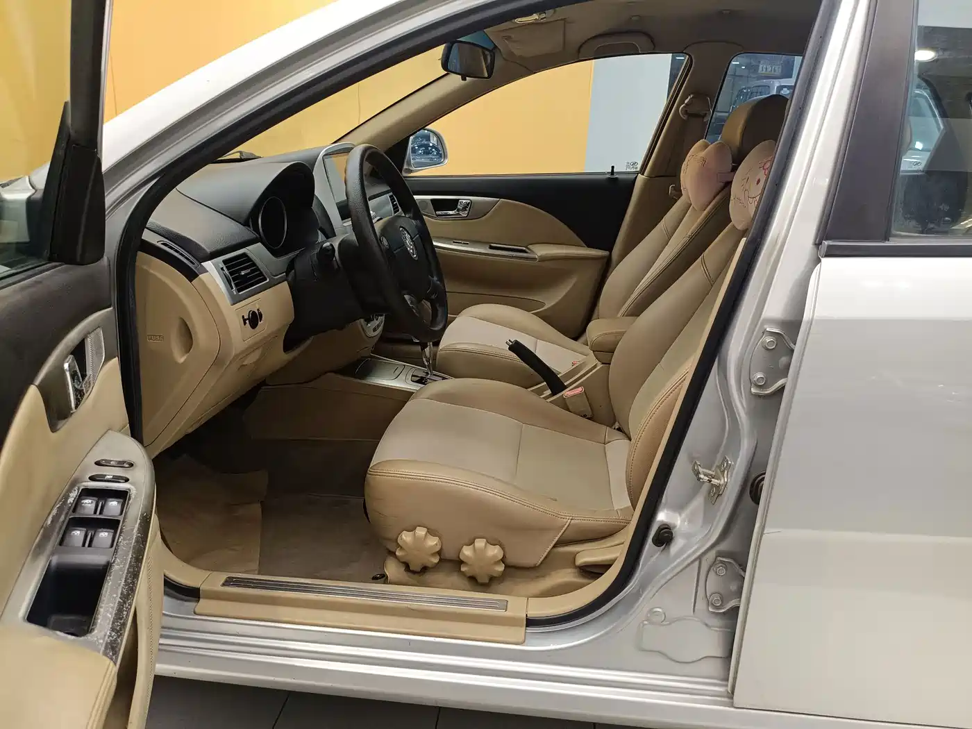 Buick Excelle 2013 2013 1.5L Automatic Classic