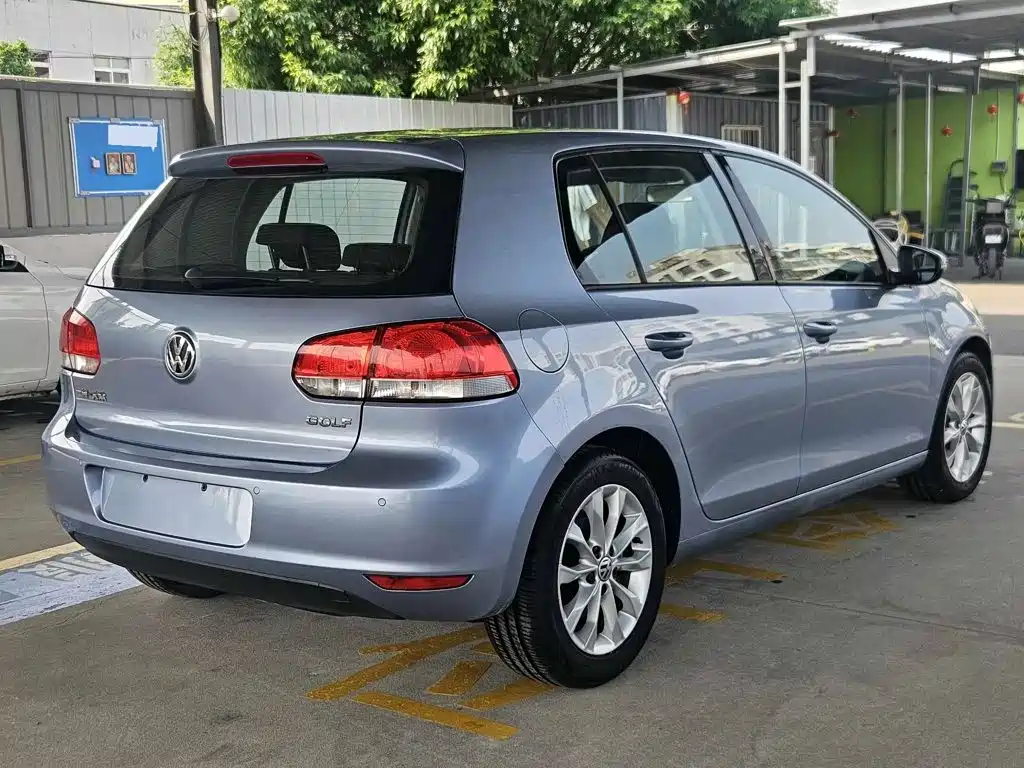 Volkswagen Golf 2011 2011 Model 1.6 Automatic Fashion