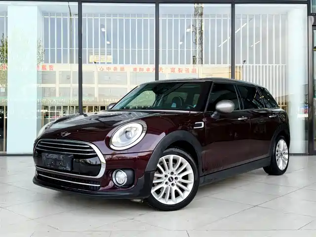 MINI CLUBMAN