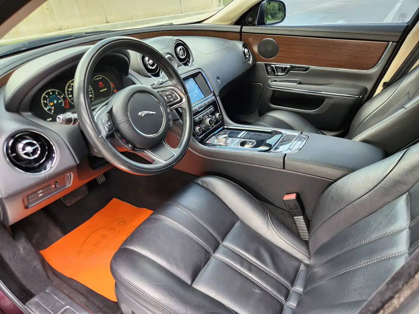 Jaguar XJ 2017 2016 XJL 2.0T 2WD Elegance Business Edition