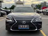 Фото 2 - Lexus ES