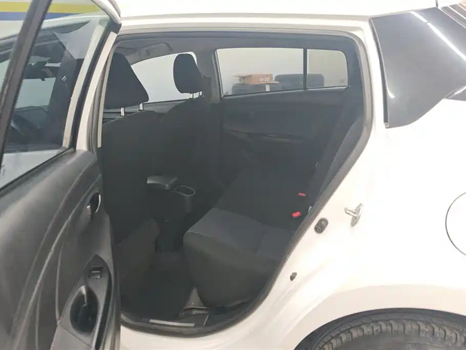 Toyota YARiS L Zhi Xuan 2016 Facelift 1.5E CVT Charming Edition фото 11