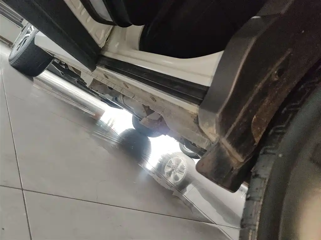 Toyota RAV4 Rongfang 2016 2.0L CVT 2WD Comfort (China V) фото 22