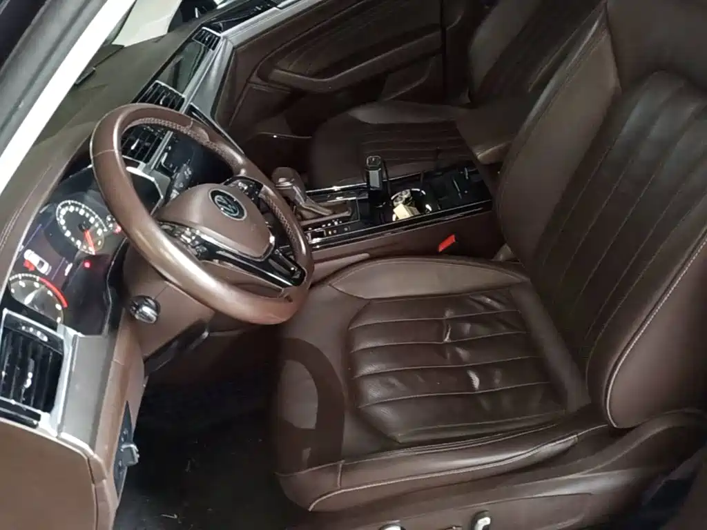 Volkswagen Phideon 2021 2021 380TSI Luxury Edition
