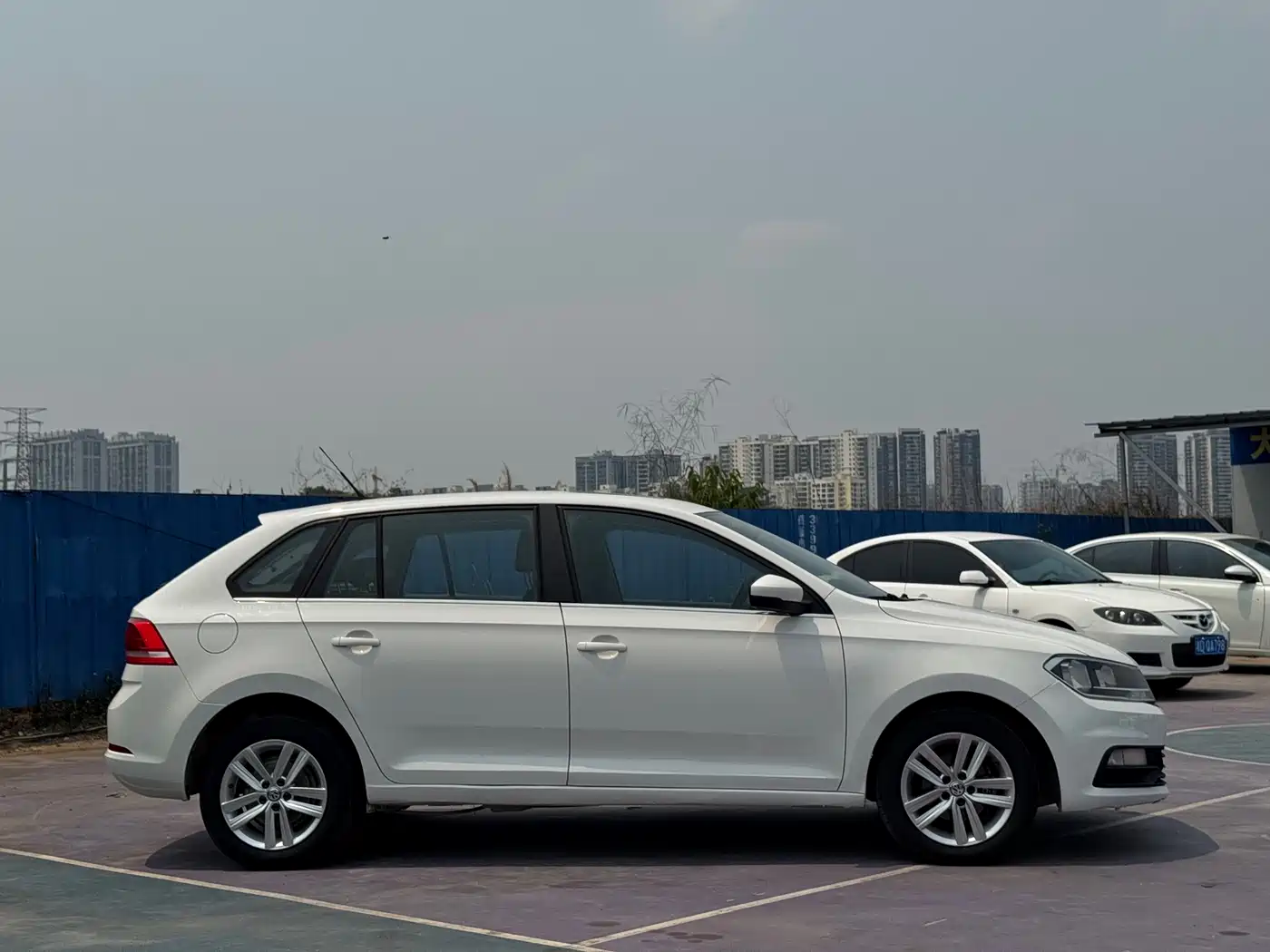 Volkswagen Santana 2017 Gran Santana 1.6L Auto Comfort фото 4