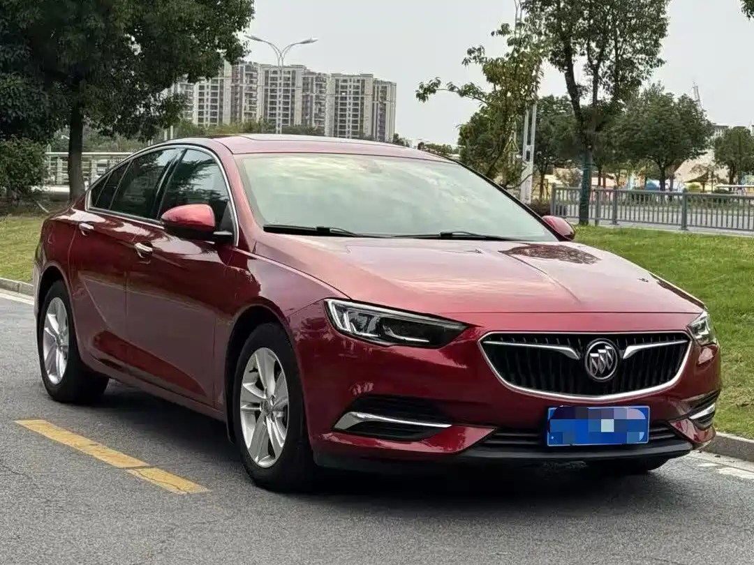 Buick Regal 2017 20T Luxury Model фото 3