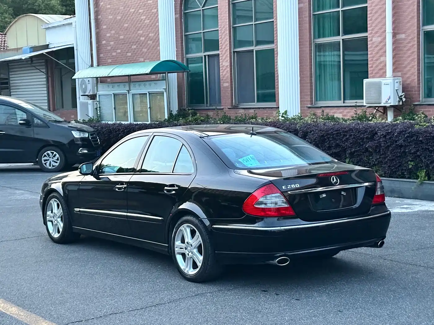 Mercedes-Benz E-Class 2008 Model E 280 Personality Sport Edition фото 3