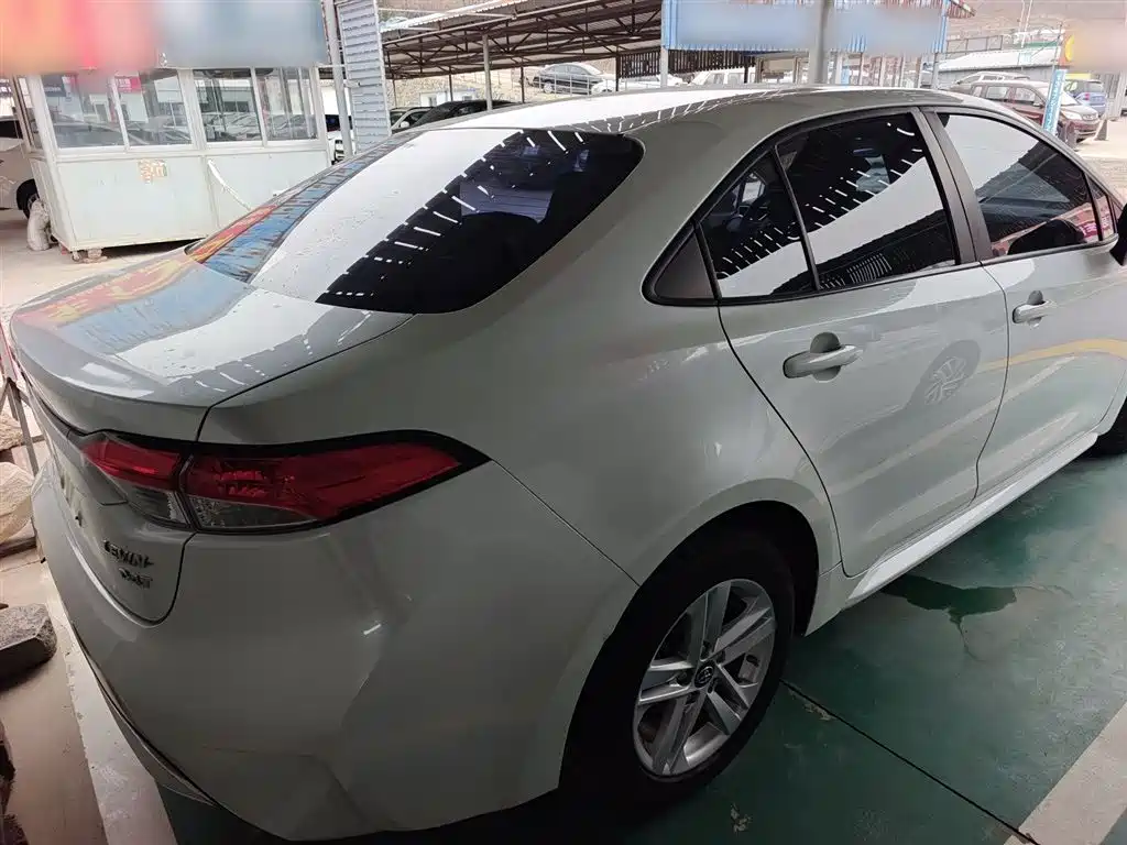 Toyota Levin 2021 185T CVT Luxury Edition фото 7